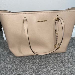 Tan Michael Kors tote